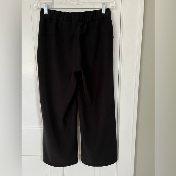 Lululemon Black Loose Fitting Ankle Length Pull on Pants Elastic Waist Ties 6 - Picture 4 of 9